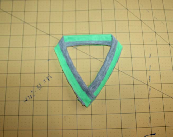 mingo & grace || DIY V Neck Tutorial